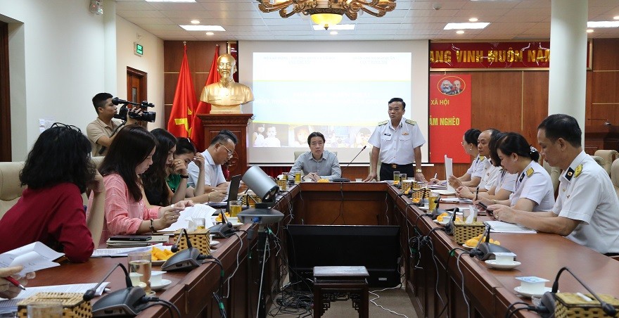 Quân chủng Hải quân có buổi làm việc với Cục Trẻ em, Bộ Lao động - Thương binh và Xã hội về việc phối hợp triển khai chủ trương “Hải quân nhận đỡ đầu con ngư dân”