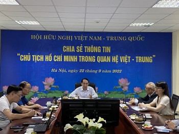Chủ tịch Hồ Chí Minh trong quan hệ Việt - Trung