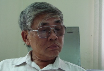 vinh biet nha van nguyen khoa dang tac gia em di giua bien vang