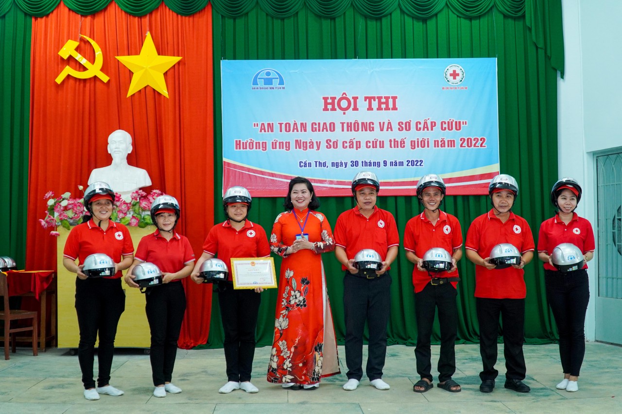 Cần Thơ: Tổ chức Hội thi An toàn giao thông và sơ cấp cứu cho cán bộ cơ sở