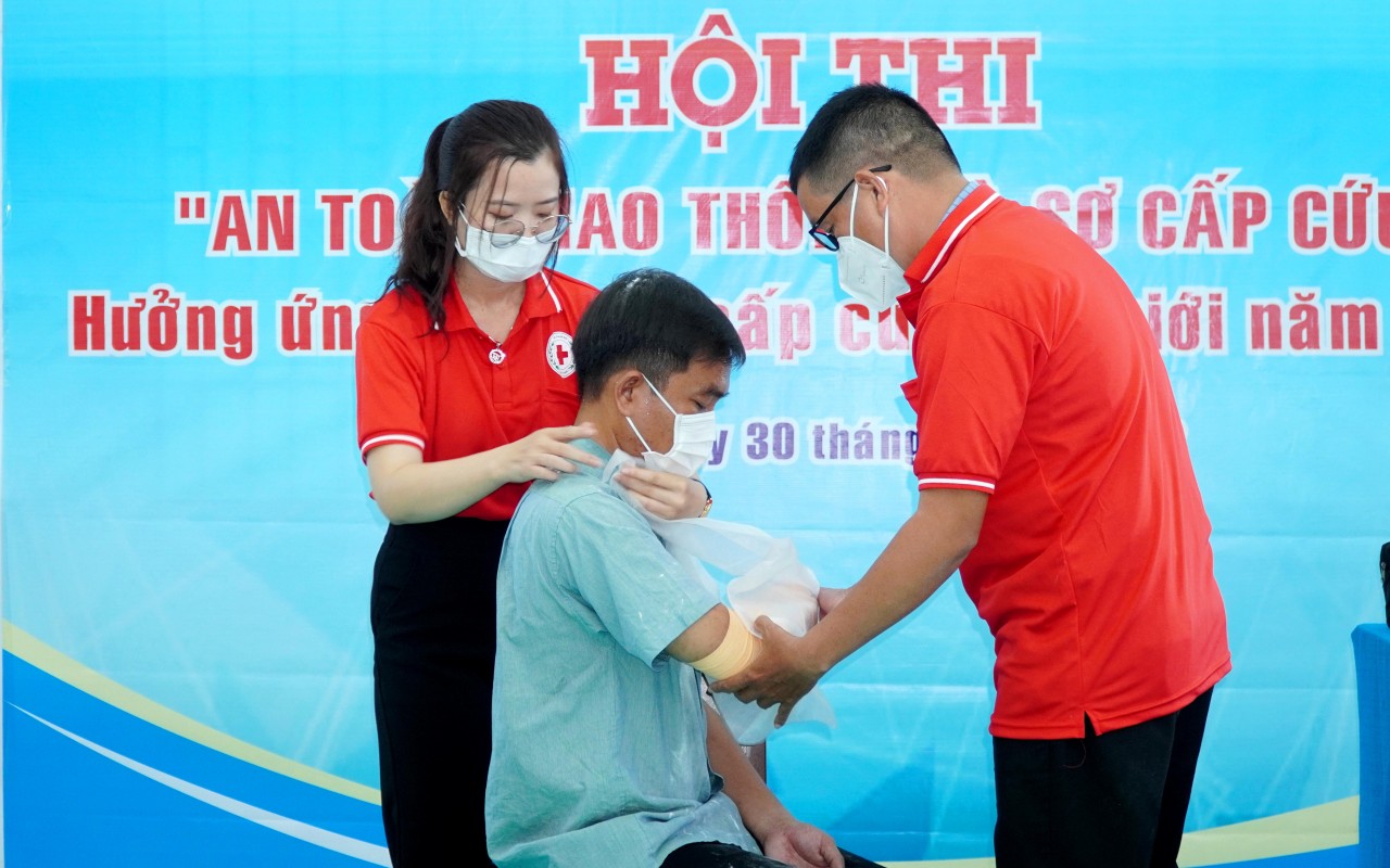 Cần Thơ: Tổ chức Hội thi An toàn giao thông và sơ cấp cứu cho cán bộ cơ sở