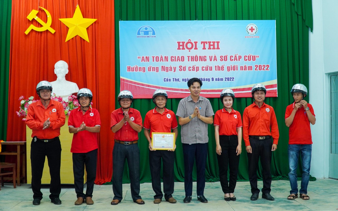 Cần Thơ: Tổ chức Hội thi An toàn giao thông và sơ cấp cứu cho cán bộ cơ sở