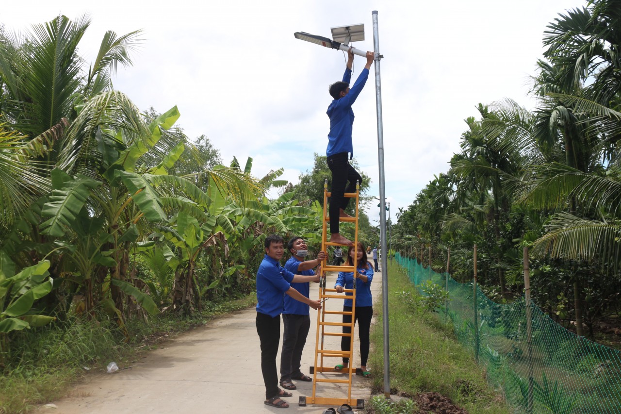 Triển khai các sáng kiến cộng đồng vì cộng đồng, chống biến đổi khí hậu tại Sóc Trăng