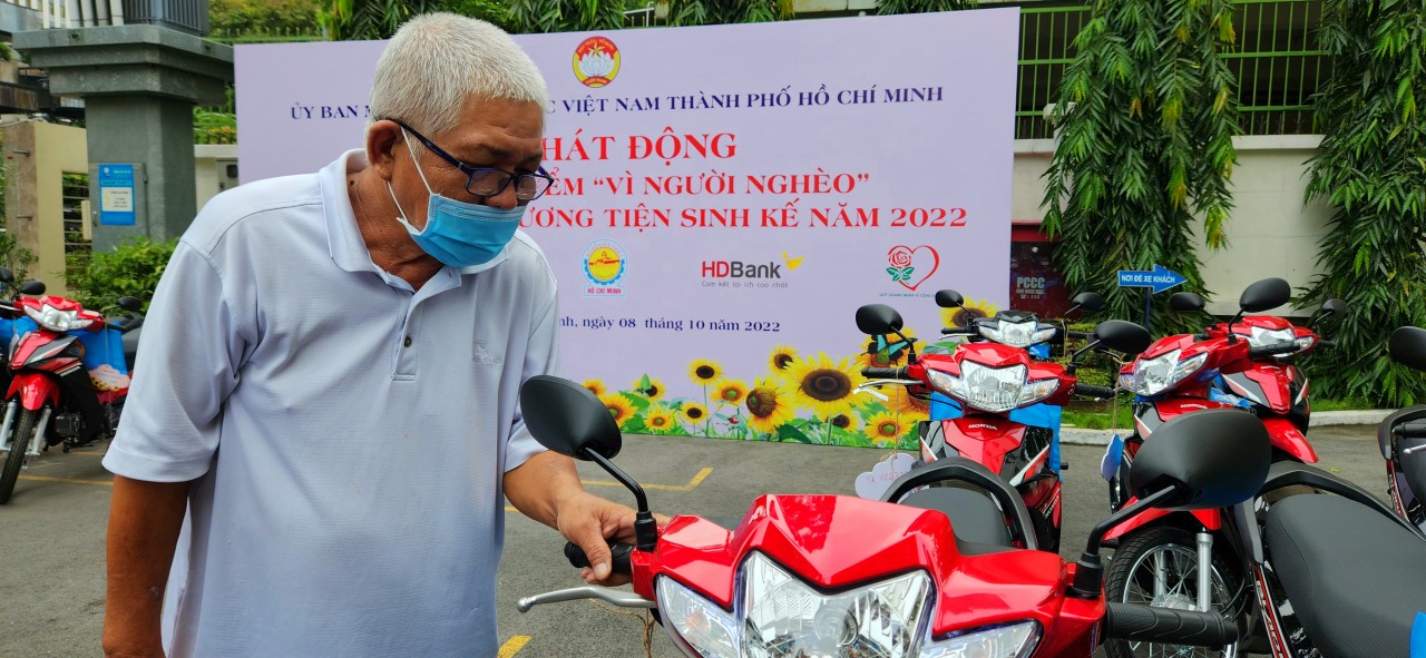 HDBank chung tay cùng TP.HCM hưởng ứng Tháng cao điểm “Vì người nghèo” 2022