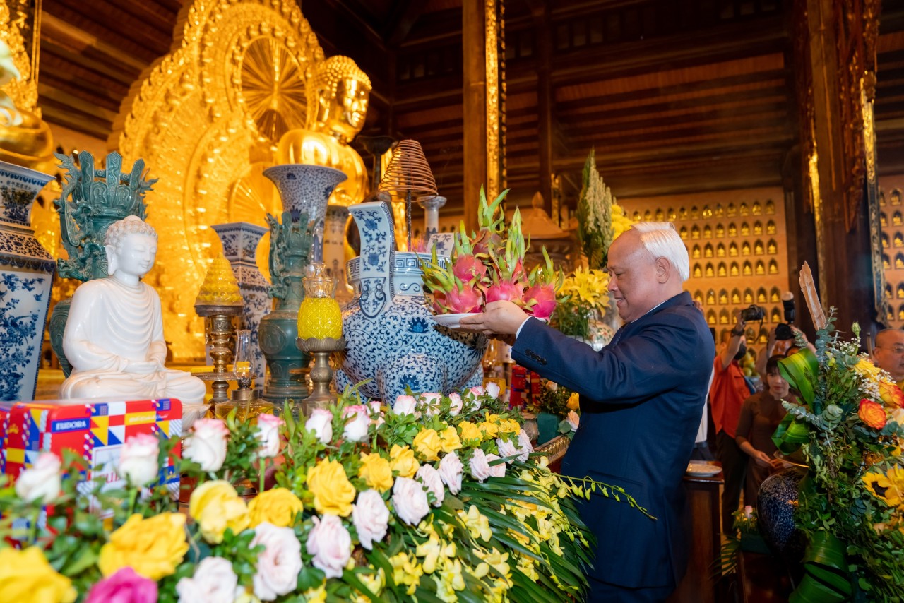 Toàn cảnh Lễ cầu Quốc thái dân an, hoà bình thế giới tại chùa Bái Đính