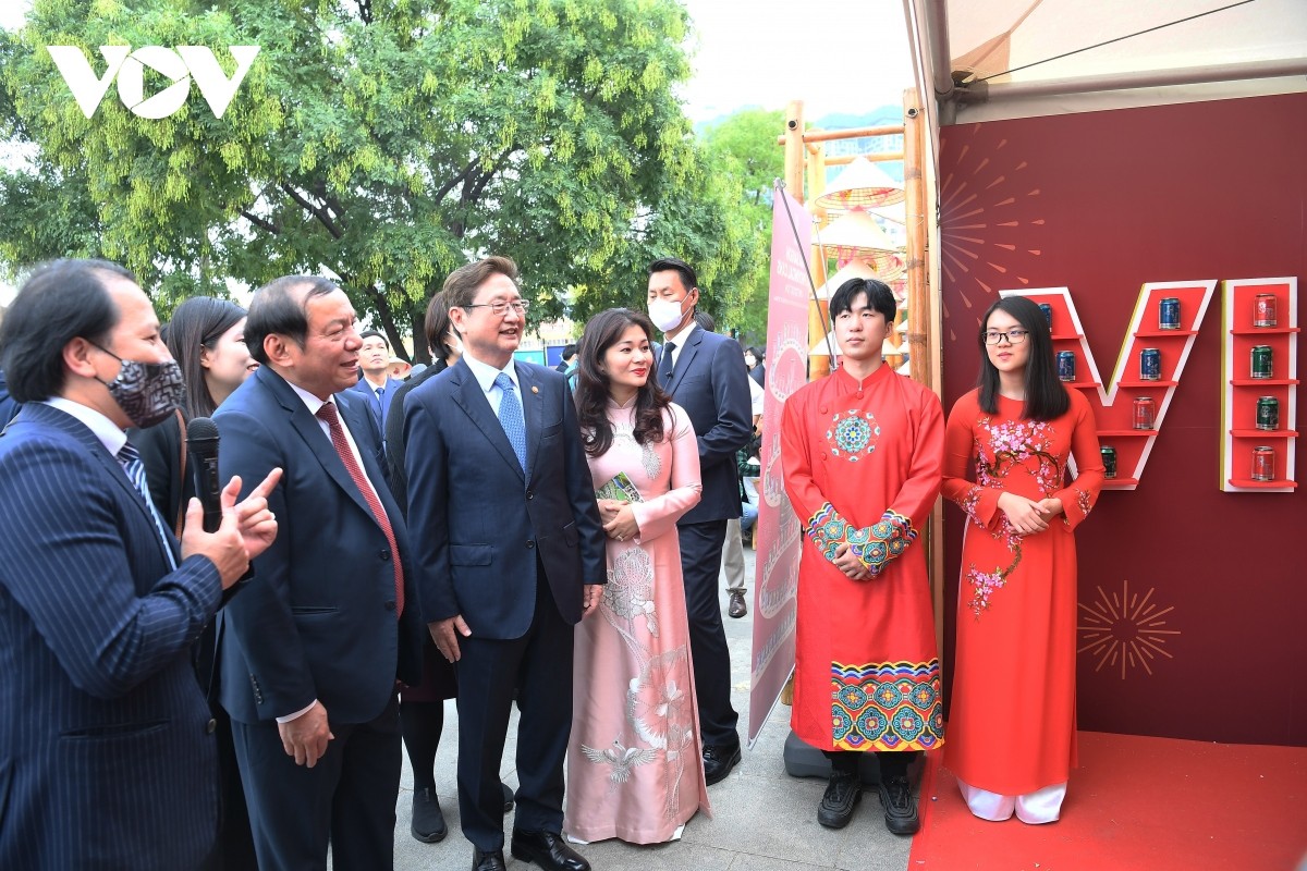 Hàn Quốc sẵn sàng hợp tác và giúp Việt Nam phát triển công nghiệp văn hóa