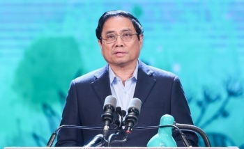 Thủ tướng: Hãy đặt mình vào hoàn cảnh của những người nghèo, số phận kém may mắn