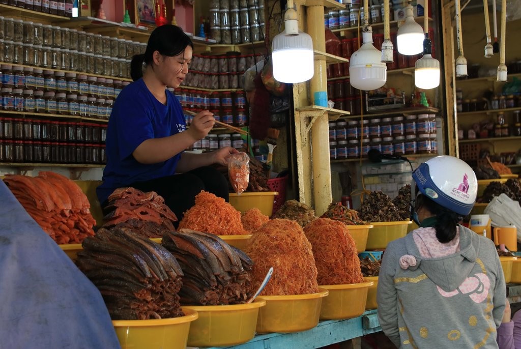 “Thiên đường” mắm Châu Đốc