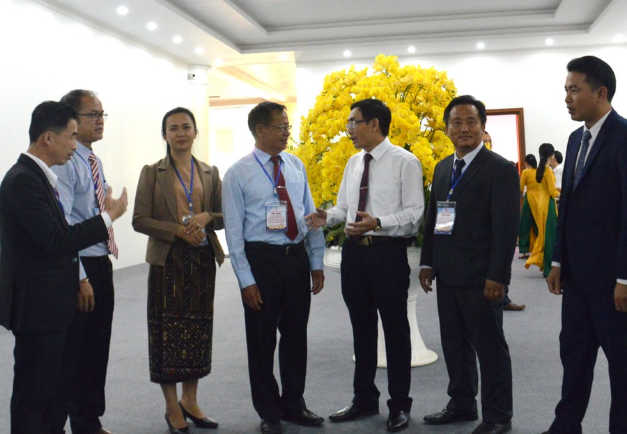 Tăng cường hợp tác giữa Sở Công thương Điện Biên với Sở Công thương 6 tỉnh Bắc Lào