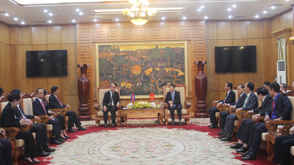 Chủ tịch UBND tỉnh Lê Ánh Dương tiếp Đoàn đại biểu cấp cao T.Ư Hội Liên hiệp Thanh niên Campuchia
