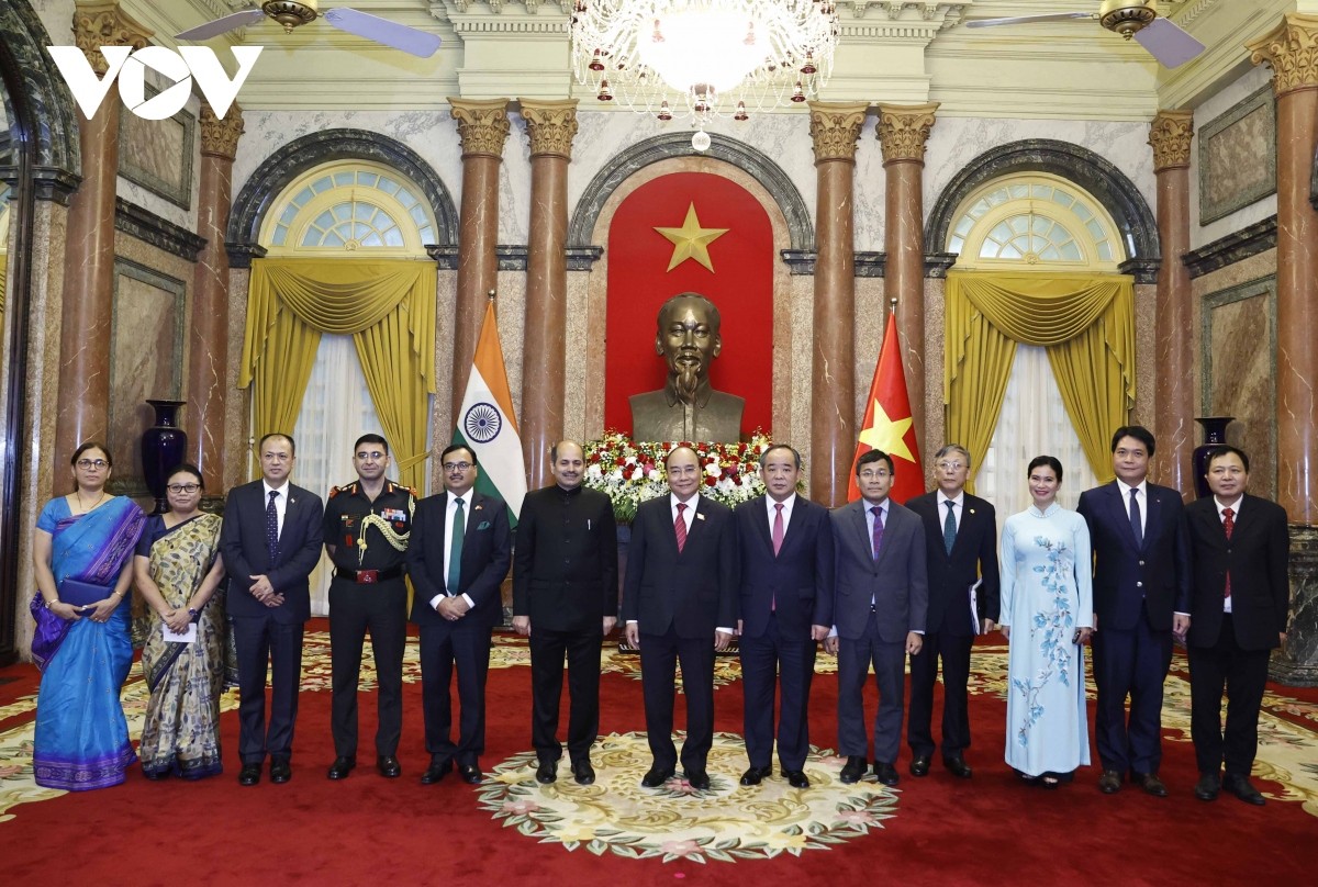 Chủ tịch nước tiếp Đại sứ các nước El Salvador, Ấn Độ, Hàn Quốc trình Quốc thư