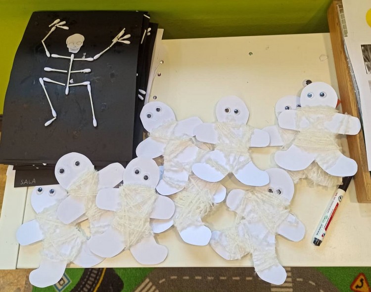 Mùa Halloween của giáo viên nước ngoài tại Hà Nội