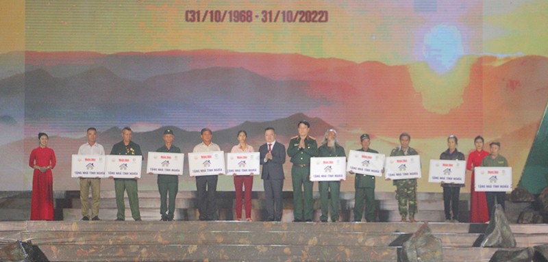 Nhiều hoạt động ý nghĩa qua Chương trình nghệ thuật “Truông Bồn - Bản hùng ca huyền thoại”