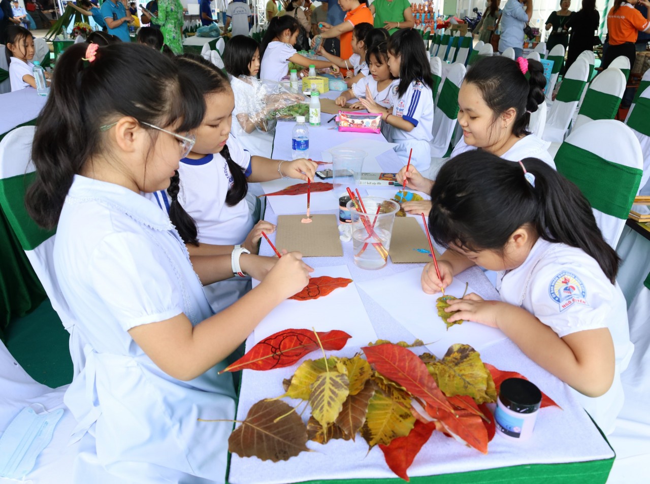 Cần Thơ: Tổ chức “Ngày hội lá” gửi thông điệp sống xanh, sống thân thiện với môi trường