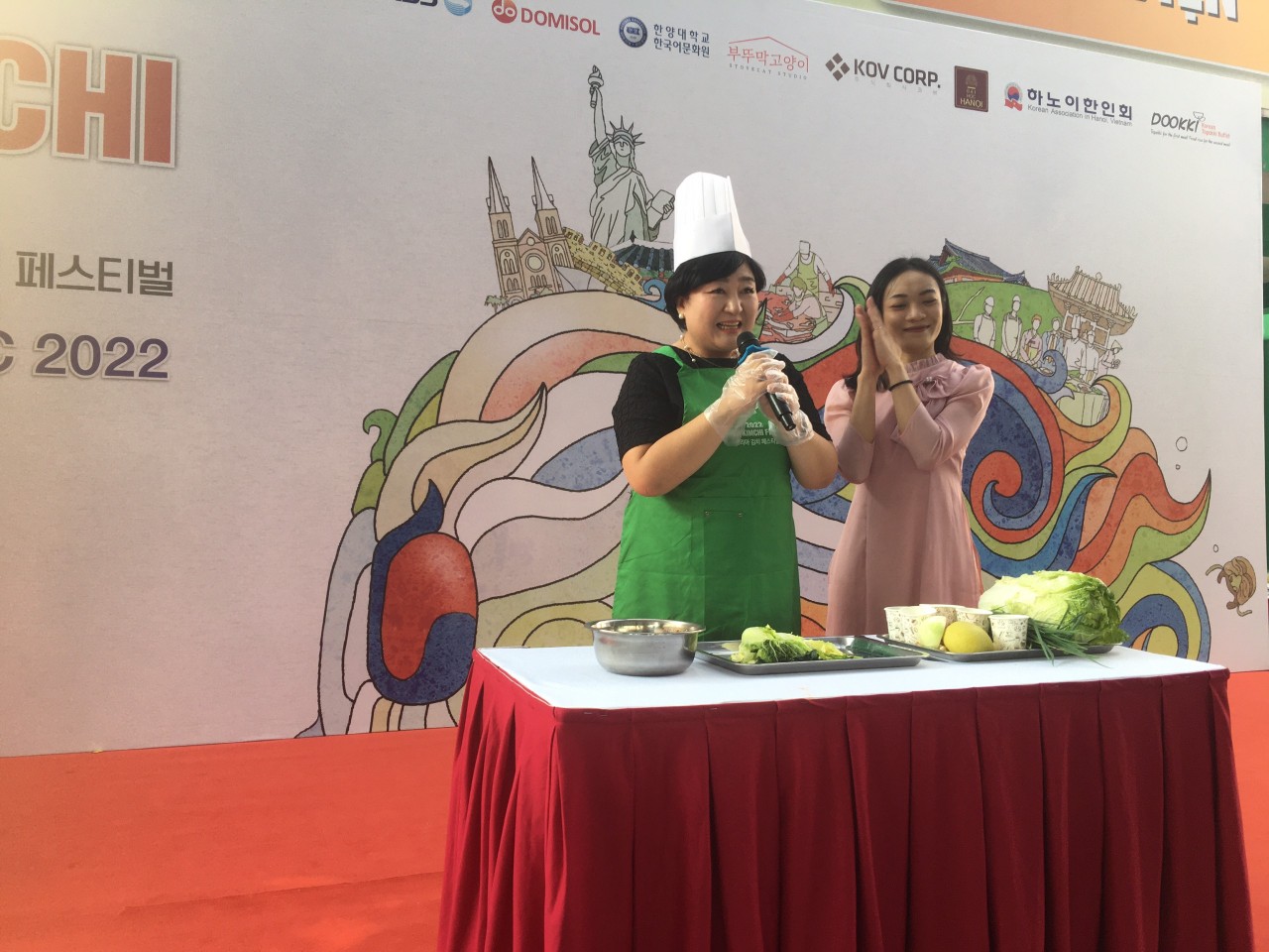 1000 người tham dự Lễ hội Kim chi Hàn Quốc 2022