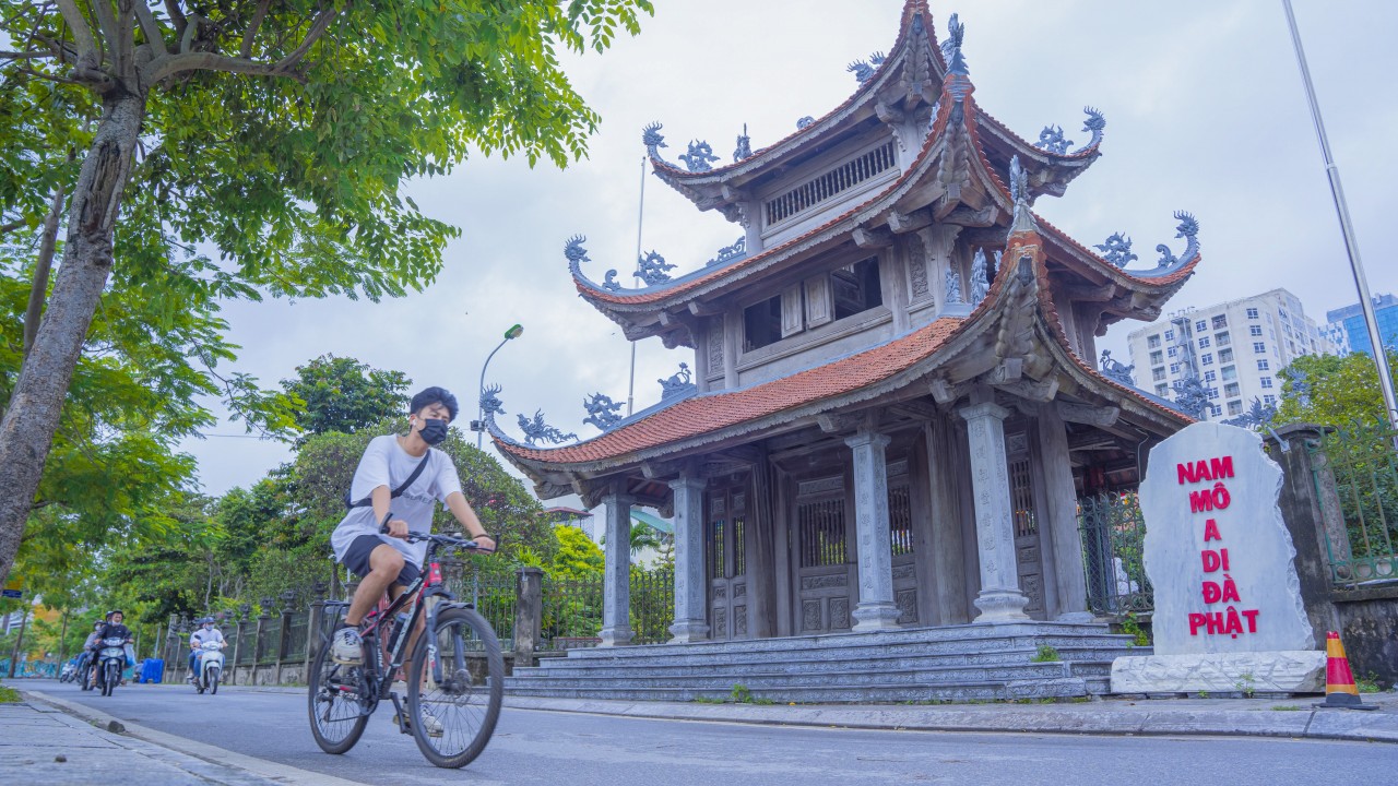 Chiêm ngưỡng những vẻ đẹp hòa bình rất đỗi nên thơ của Hà Nội