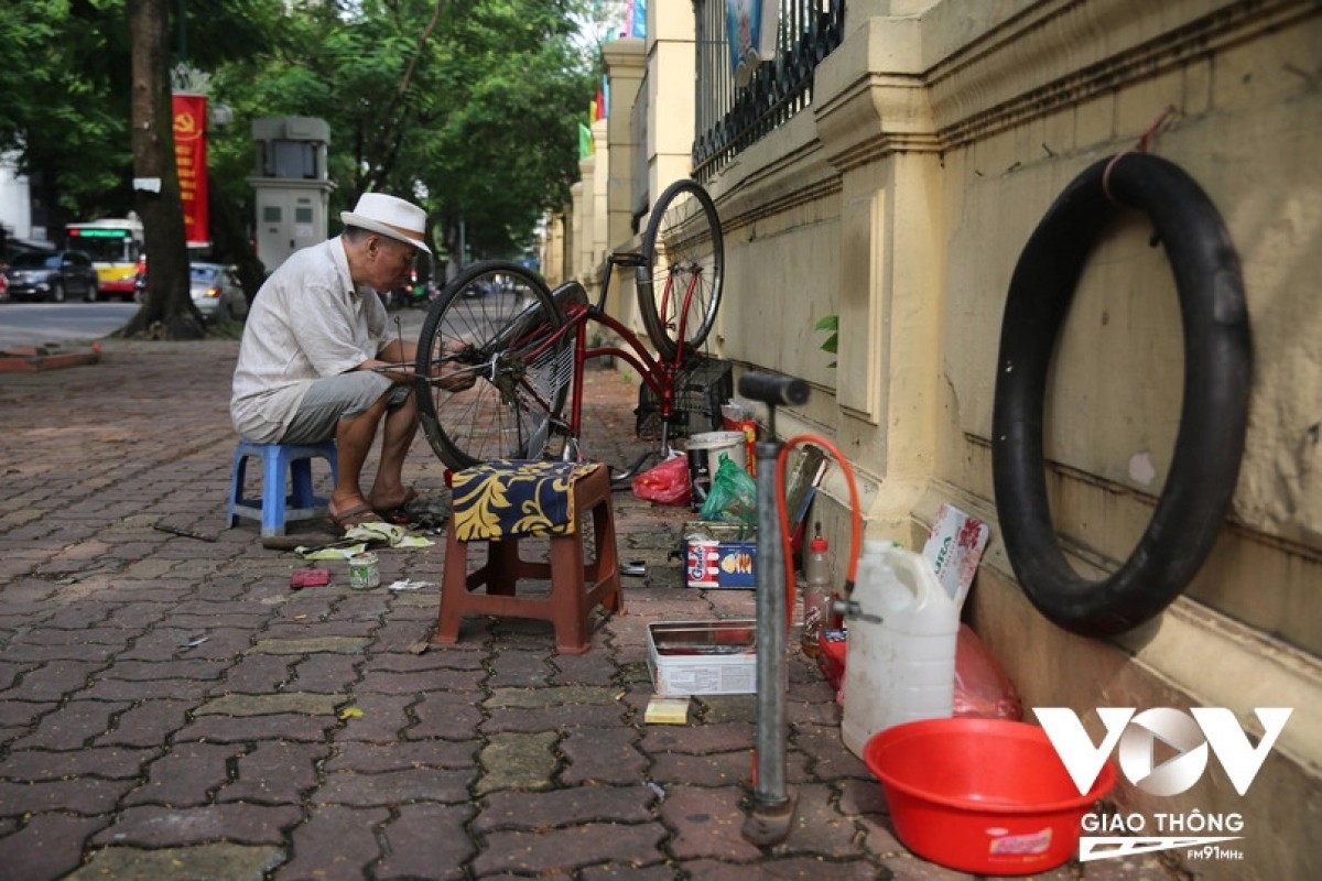 Đàn ông phố cổ Hà Nội