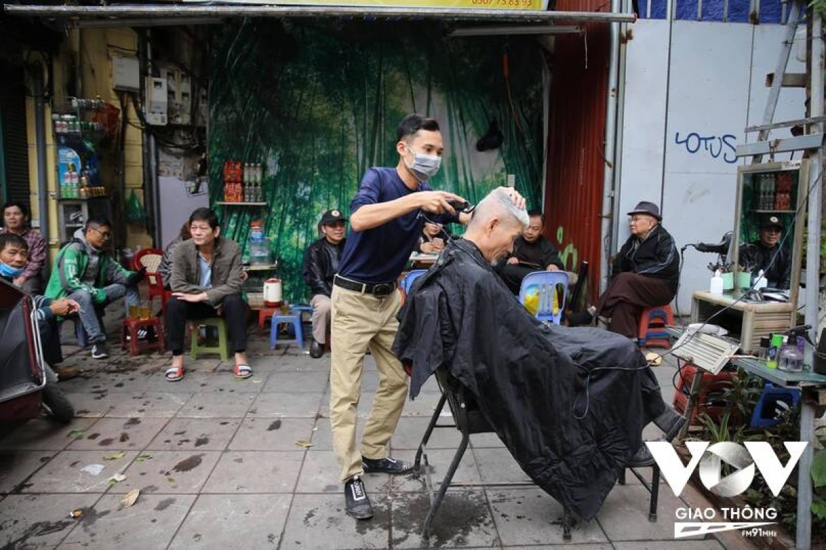 Đàn ông phố cổ Hà Nội