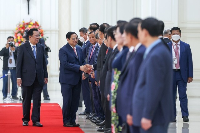 Chùm ảnh: Lễ đón chính thức Thủ tướng Phạm Minh Chính thăm Campuchia Chùm ảnh: Lễ đón chính thức Thủ tướng Phạm Minh Chính thăm Campuchia