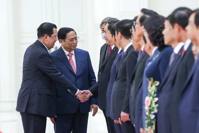 Chùm ảnh: Lễ đón chính thức Thủ tướng Phạm Minh Chính thăm Campuchia Chùm ảnh: Lễ đón chính thức Thủ tướng Phạm Minh Chính thăm Campuchia