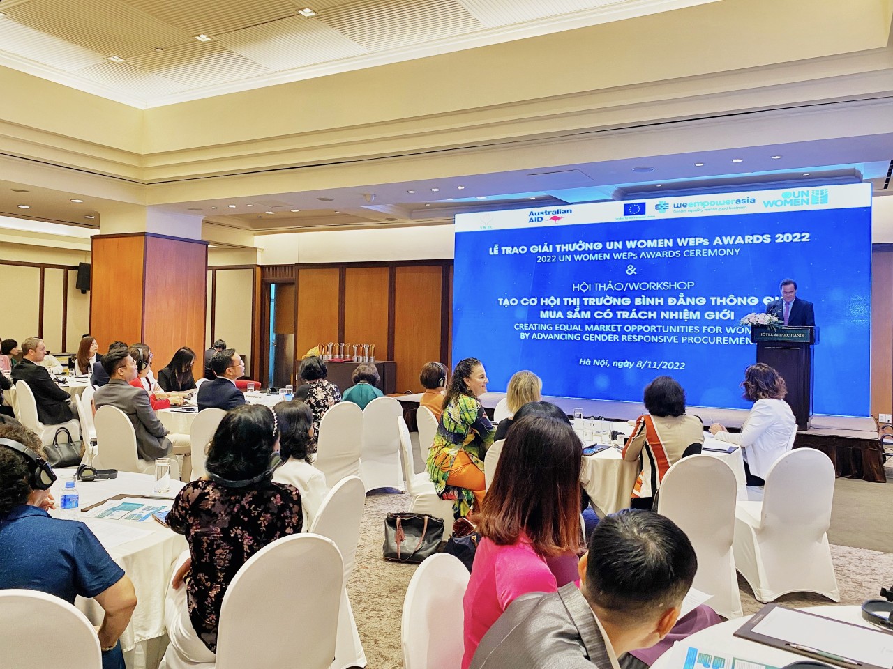 Quang cảnh lễ trao giải thưởng UN Women WEPs Awards 2022 (Ảnh: Hạnh Trần).