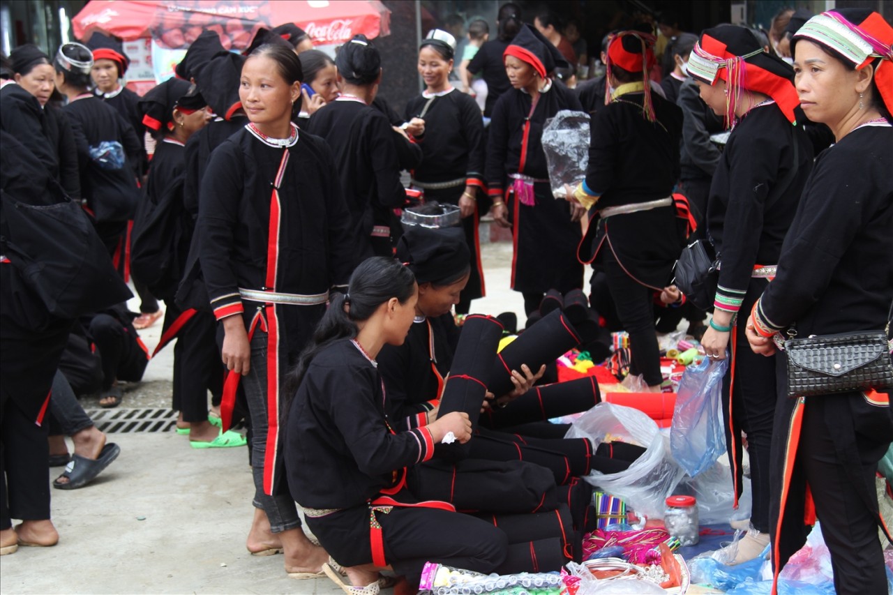 Sắc màu chợ phiên Bảo Lạc