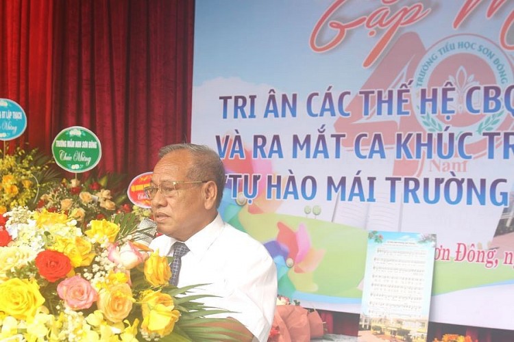Trường Tiểu học Sơn Đông tri ân các thế hệ nhà giáo và ra mắt ca khúc truyền thống