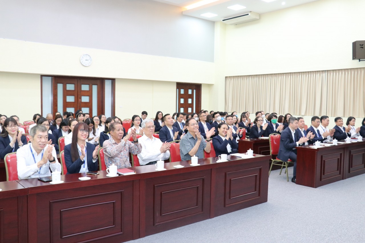 Cán bộ, nhân viên VUFO tham gia Lễ kỷ niệm 71 năm Ngày truyền thống.