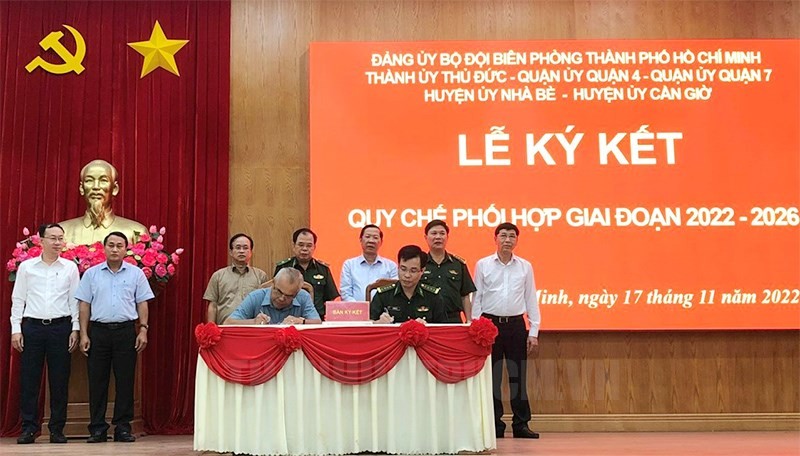 TPHCM: Phối hợp xây dựng thế trận biên phòng toàn dân vững mạnh, bảo vệ an ninh vùng biển, cửa khẩu cảng