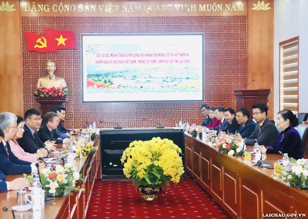 Quang cảnh buổi tiếp (Ảnh: laichau.gov.vn).