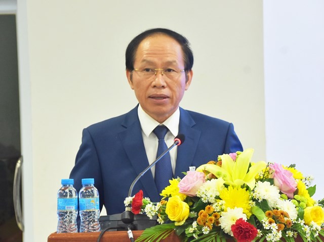 Xây dựng đường biên giới Việt Nam - Lào thắm tình hữu nghị, anh em