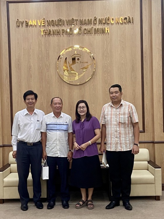 Tăng cường phối hợp thực hiện tốt hơn nữa công tác về người Việt Nam ở nước ngoài