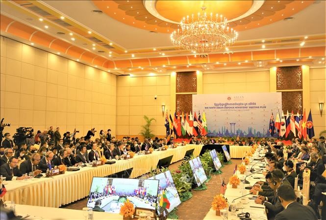 Hội nghị ADMM+ lần thứ 9: Hợp tác quốc phòng nhằm tăng cường đoàn kết vì một nền an ninh hài hòa