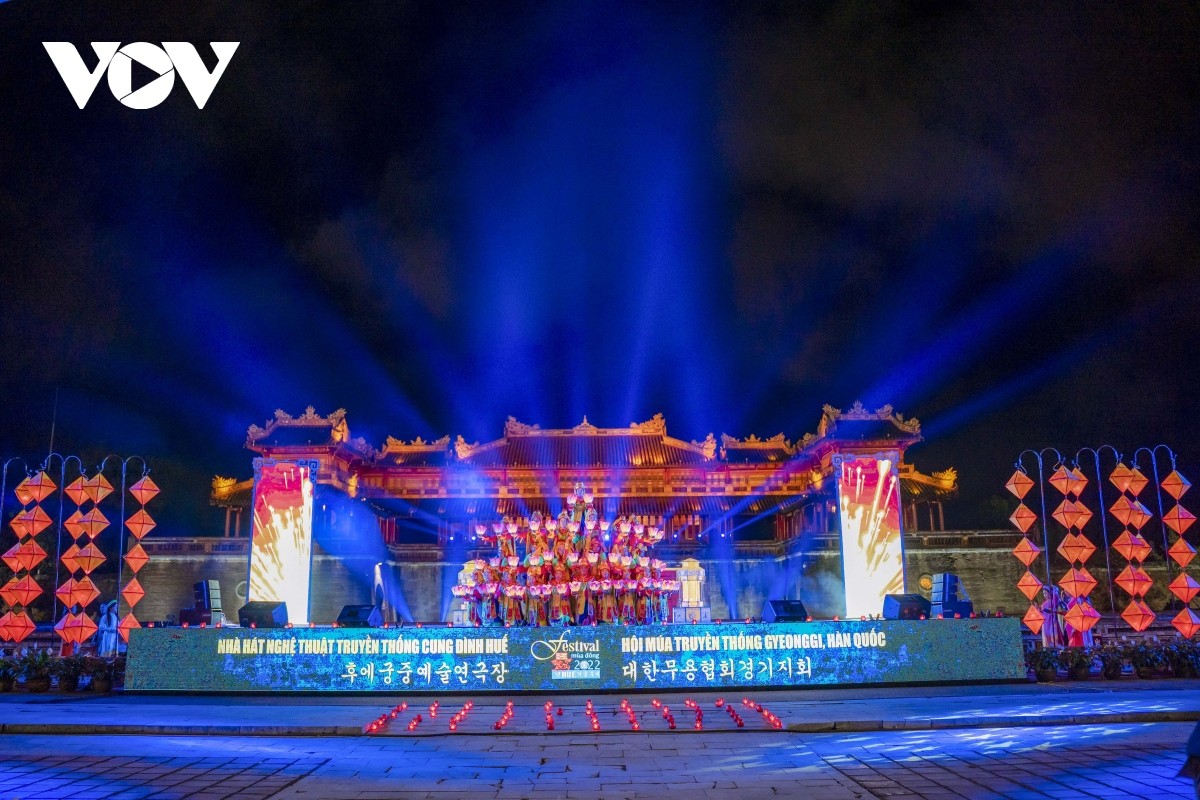 "Vũ khúc giao hòa" - Sự kiện mở đầu trong khuôn khổ Festival mùa đông tại Huế "Vũ khúc giao hòa" - Sự kiện mở đầu trong khuôn khổ Festival mùa đông tại Huế