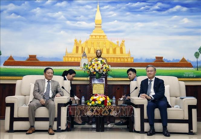 Việt Nam chúc mừng những thành tựu Lào đạt được trong 47 năm qua