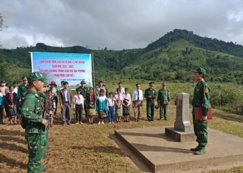 Tiết học Lịch sử đặc biệt bên Cột mốc 616 biên giới Việt - Lào ở dãy Trường Sơn