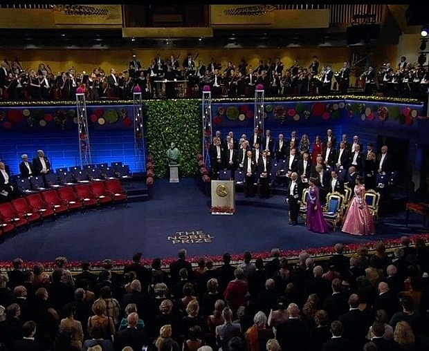 Thụy Điển: Lễ trao giải Nobel 2022 trở lại sang trọng và hào nhoáng | Đời sống | Vietnam+ (VietnamPlus)