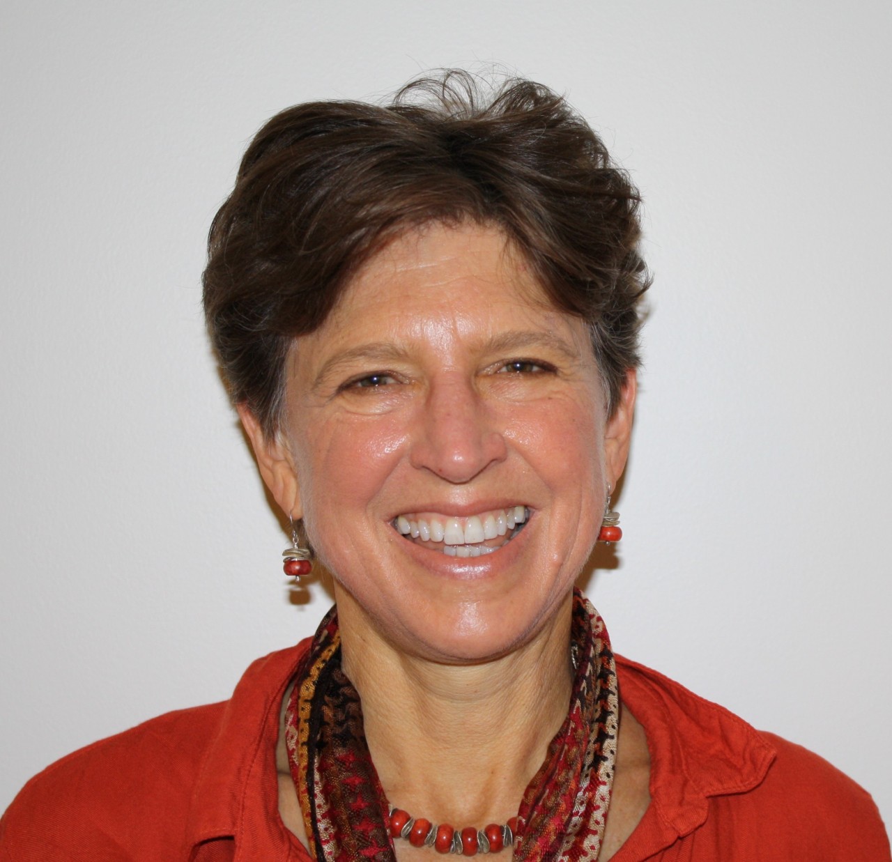Giáo sư Pamela C. Ronald - Khoa Bệnh học Thực vật và Trung tâm Bộ Gen tại Đại học California, Davis.