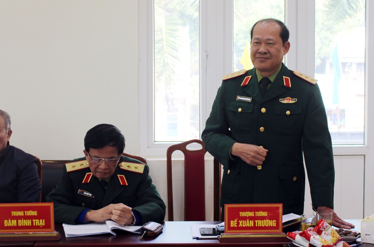 Thượng tướng Bế Xuân Trường, nguyên Thứ trưởng Bộ Quốc phòng phát biểu tại Hội thảo
