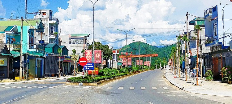 Mường Ảng (Điện Biên) phát triển hạ tầng giao thông