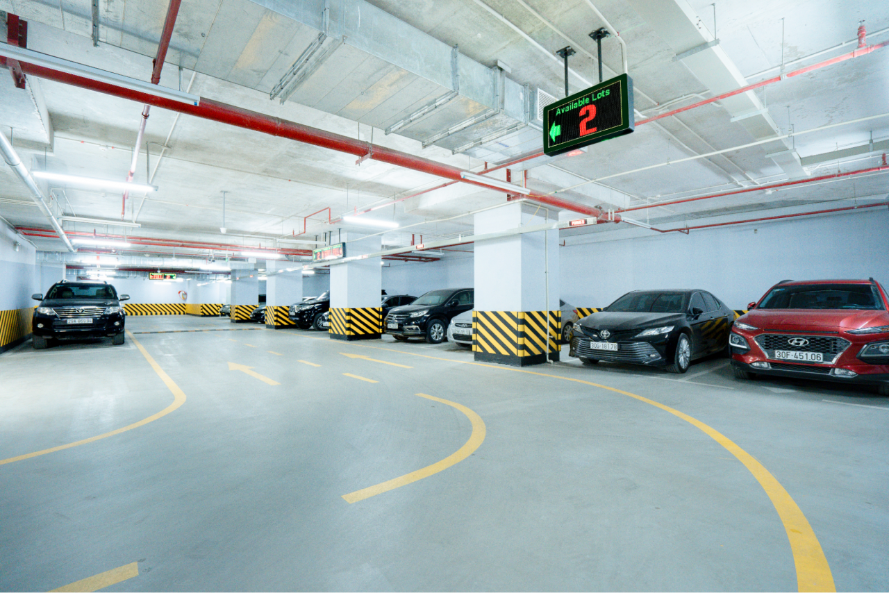 Được áp dụng ở tất cả các dự án của Sunshine Group, bãi đỗ xe thông minh là một trong những tiện ích nổi bật dành cho cư dân