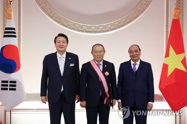 Ông Park Hang Seo đã đưa bóng đá Việt Nam sang trang mới