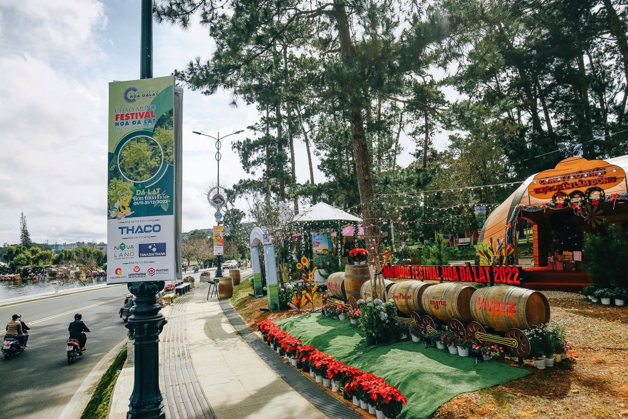 Tân Á Đại Thành là nhà tài trợ vàng cho Festival Hoa Đà Lạt lần thứ IX năm 2022