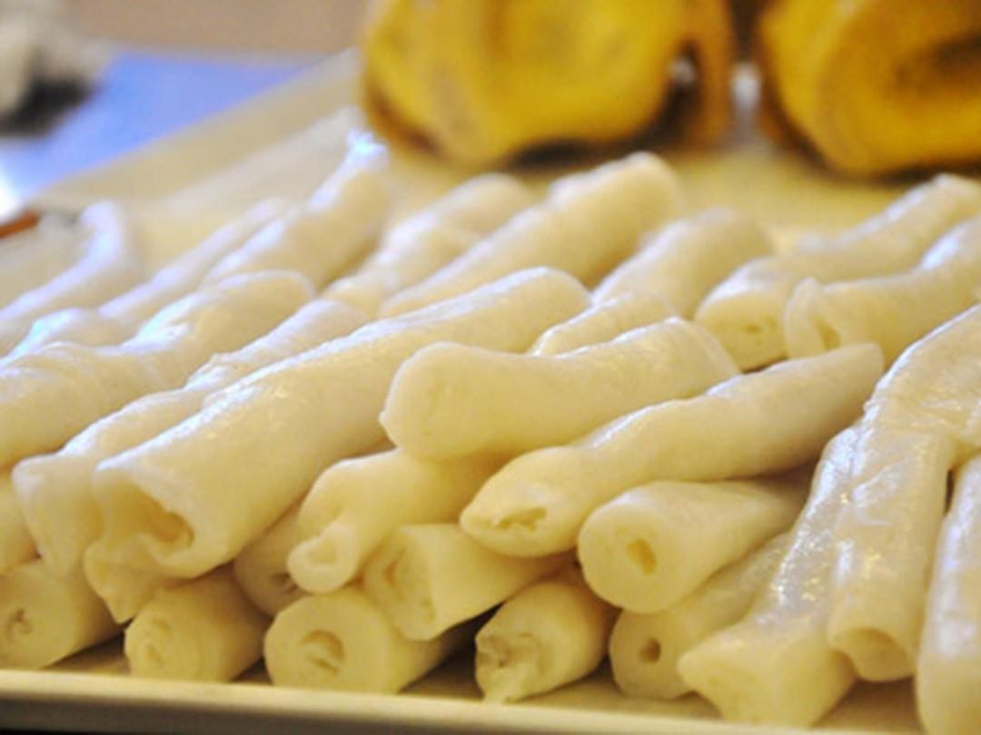 Nghề làm bánh gật gù
