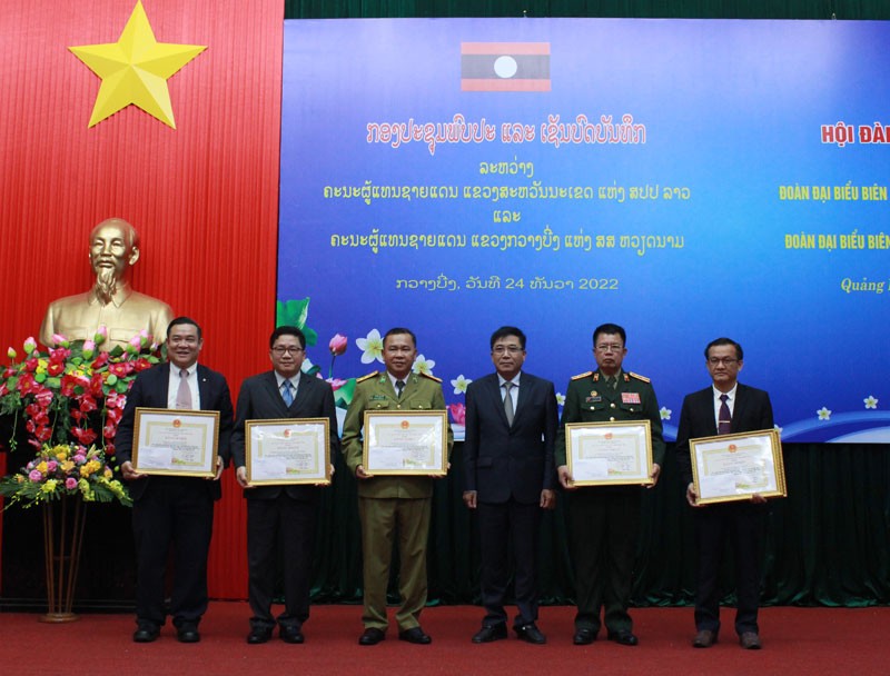 Củng cố và phát triển quan hệ hữu nghị, đoàn kết đặc biệt giữa hai tỉnh Quảng Bình và Sạ-vẳn-na-khệt (Lào)