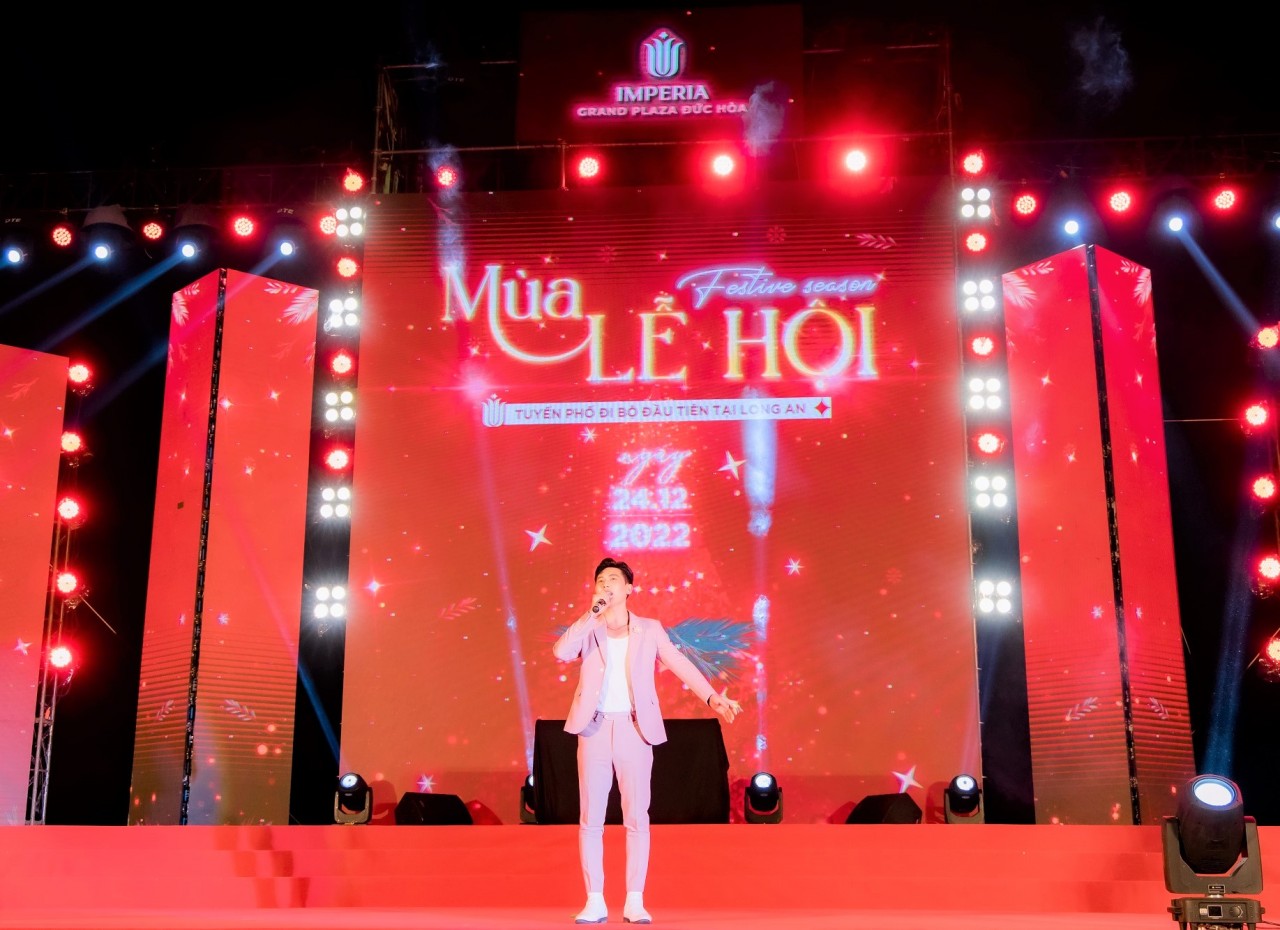 Cuồng nhiệt trong đại nhạc hội Giáng sinh trên tuyến phố Imperia Grand Plaza Đức Hoà