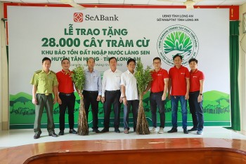 SeABank trao tặng 28.000 cây tràm cừ hỗ trợ Khu Bảo tồn Đất ngập nước Láng Sen