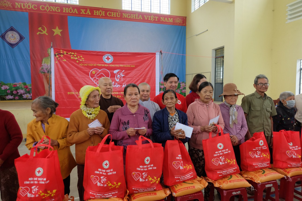 Quảng Ngãi chi trả hơn 577 tỷ đồng cho hơn 93 ngàn đối tượng bảo trợ xã hội