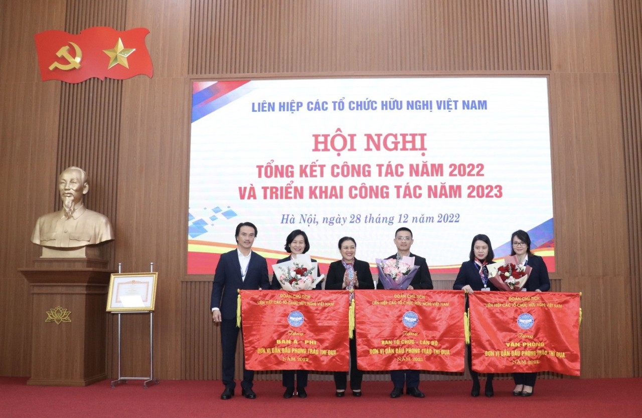 Đối ngoại nhân dân phục vụ phát triển kinh tế - xã hội