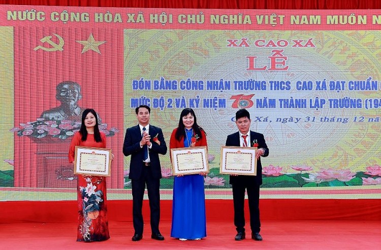 Trường THCS Cao Xá (Phú Thọ) đạt trường chuẩn Quốc gia mức độ 2